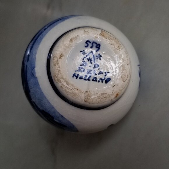 $5/$25 Miniature Delft pieces - Picture 4 of 5